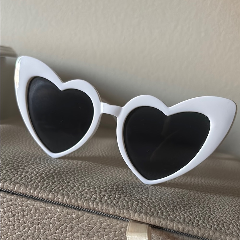 Chic Heart-Shaped Sunglasses